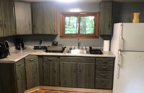 Westphalia Cabina | Peaceful Cabin By The Lake