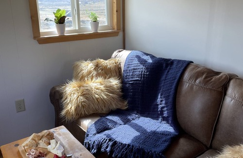 Craig Cabina | Peaceful Cabin Getaway