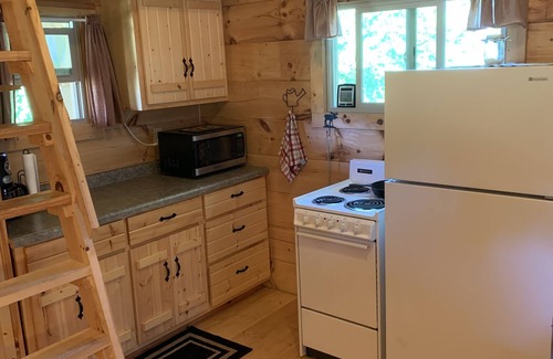 Kickapoo Cabina | Peaceful Cabin in woods