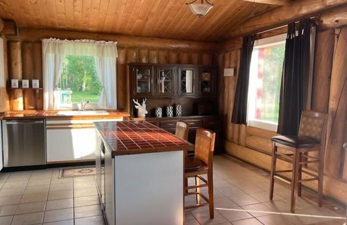 Delta Junction Cabina | Peaceful cabin on gravel pits