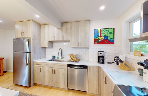 West Hyannisport Casa | Peaceful centrally located home near ocean, downtown w/ kayak access