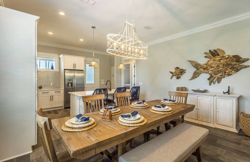 Carrabelle Casa | Peaceful coastal retreat! Pool and beach, book now and bring your boat!