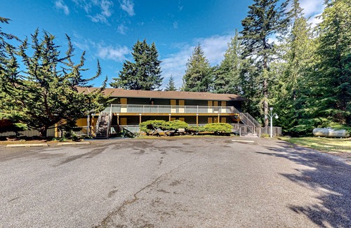 Rosario Condominio | Peaceful condo with balcony, ocean/mountain view, near Moran State Park