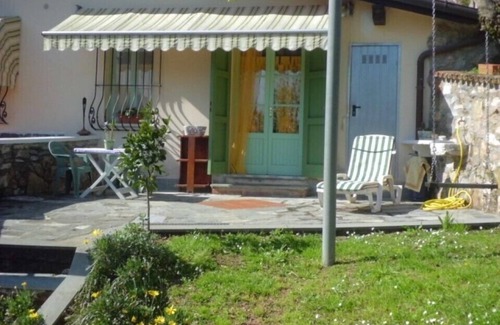 Seravezza Casa | Tranquila zona rural cerca de la playa de arena de Forte dei Marmi