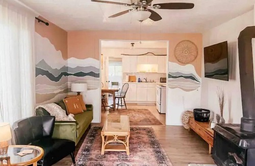 Waynesville Cabaña | Peaceful cottage on Richland Creek. Walking distance to downtown Waynesville