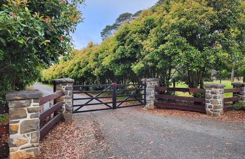 Willowmavin Cabaña | Peaceful cottage retreat an hour from Melbourne