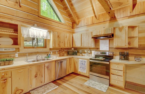 Bakerton Casa | Peaceful Country Home < 5 Mi to Lake Cumberland