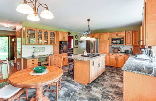 Baptistown Casa | Peaceful Countryside Retreat w/ Yard in Frenchtown