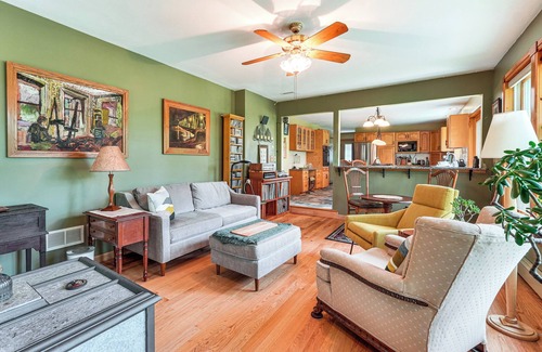 Baptistown Casa | Peaceful Countryside Retreat w/ Yard in Frenchtown