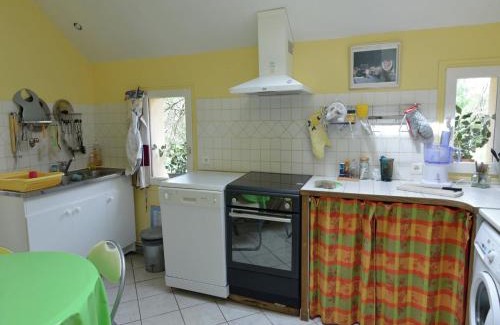 Isigny-le-Buat Casa | Peaceful Countryside Home