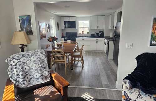 Trinidad Apartamento | Peaceful, Cozy 2-bedroom apartment in Trinidad with WiFi, great music.
