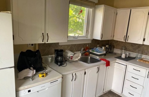 Lakeview Casa | Peaceful, cozy 4 bedroom house walking distance to the lake, 15 mins to Downtown