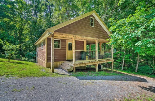 Chickamauga Lake Casa | Peaceful Decatur Cabin with Grill and Fire Pit!