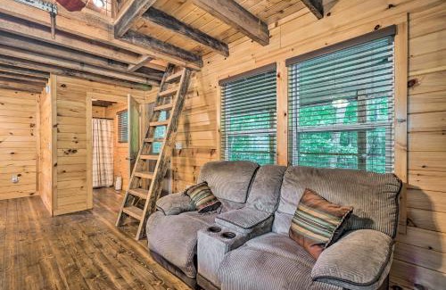 Chickamauga Lake Casa | Peaceful Decatur Cabin with Grill and Fire Pit!