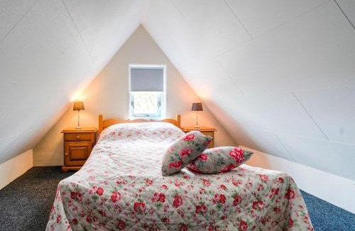 Elim Casa | Peaceful Family Home in Elim, cleaning included