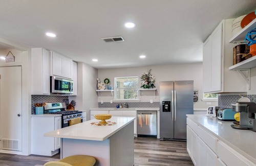 Rockwall Casa | ★Entire 3BDR Home★Peaceful, Family, Pet-Friendly★