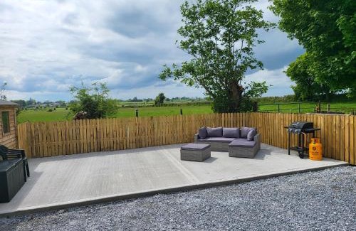 Castleblakeney Casa | Peaceful Farm Cottage in Menlough near Mountbellew, Ballinasloe, Athlone & Galway