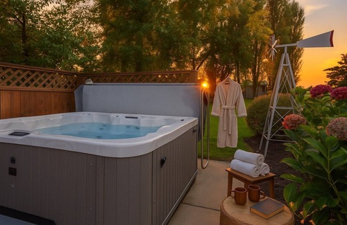 Lynden Cabina | Cozy.Quiet.Just Right -Glamp in Comfort