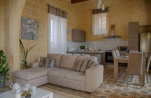 Qala Otro | Casa de campo de lujo - Nuevo en el mercado