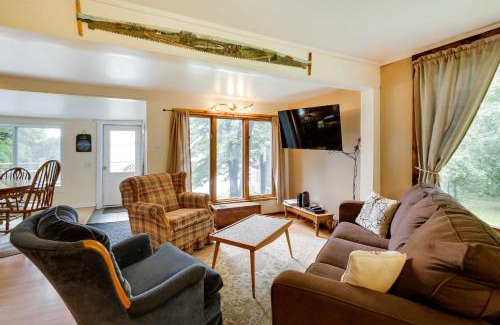 Winthrop Casa | Peaceful Fishermans Paradise with Deck and Fire Pit!