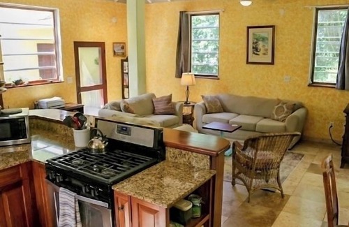 Upper Carolina Casa | Nuevo en el mercado de alquiler ... cerca de Coral Bay.