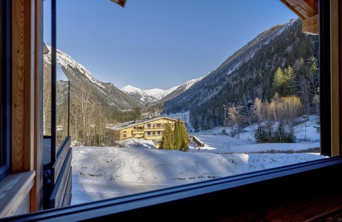 Le Lavancher Chalet De Esquí | Peaceful hamlet + daily pastry delivery & cleaning