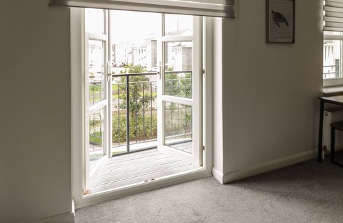 Irvine Apartamento | PEACEFUL HARBOURSIDE FLAT, family friendly in Irvine