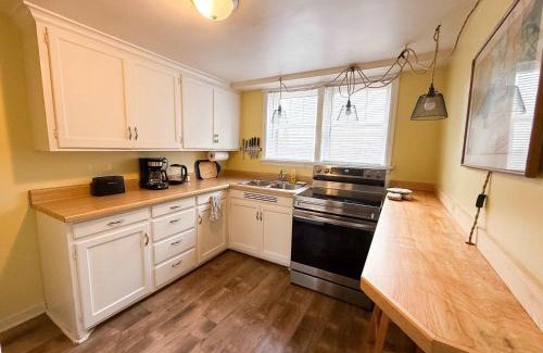 Fargo Apartamento | Peaceful Hideaway in Central Fargo