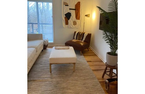 Pegram Casa | Peaceful Hillside Home Retreat *20 MIN TO NASH