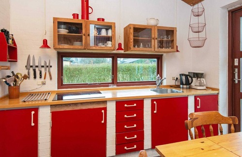Hvidbjerg Strand Casa | Peaceful Holiday Home in Børkop near Sea