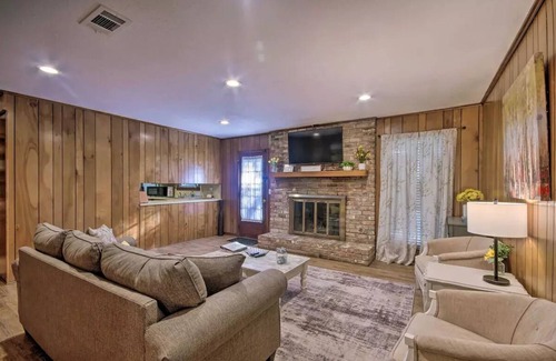 Tougaloo Casa | Peaceful Home, Colleges-Hospitals-Shops Close, Corporate Bookings Welcome