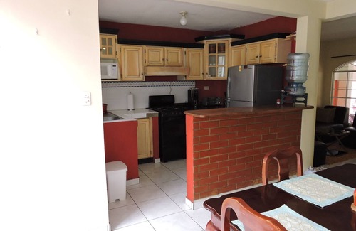 San Salvador Casa | Hogar acogedor y confortable