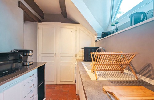 Chateauroux Cabaña | Casa tranquila en Châteauroux con jardín y estacionamiento privado