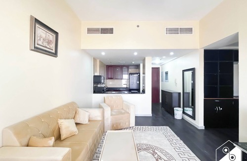 Al Hamra Village Apartamento | Peaceful Lagoon View l 1BR in RAK With Balcony