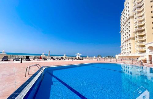 Al Hamra Village Apartamento | Peaceful Lagoon View l 1BR in RAK with Balcony