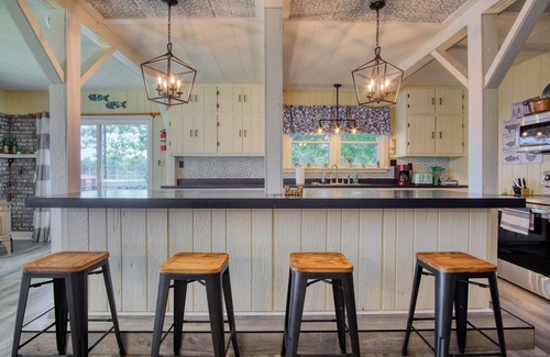 Deedsville Casa | Peaceful Lake House - Brand New Remodel