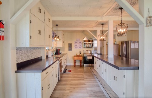 Deedsville Casa | Peaceful Lake House - Brand New Remodel