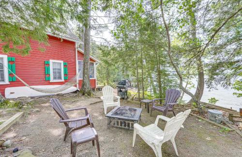 Vassalboro Casa | Peaceful Lakefront Maine Cabin with Sunset Views