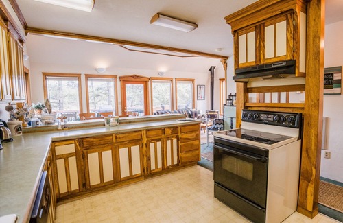 Kalispell Casa | Peaceful Lakehouse Getaway centrally located in the Flathead Valley