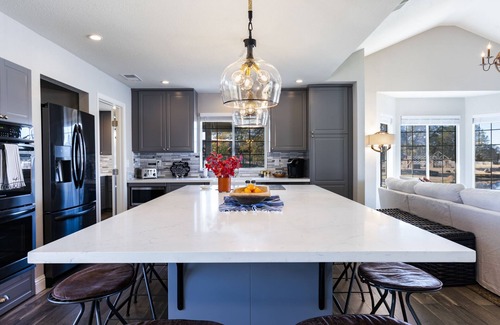 Placerville Casa | Peaceful Lakehouse on Spectacular Vineyard Estate