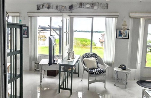 Winter Haven Casa | Peaceful Lakeside Retreat
