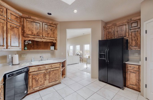Rio Rancho Casa | Peaceful living, beautiful views for 30+ Days. Sleeps up to six.