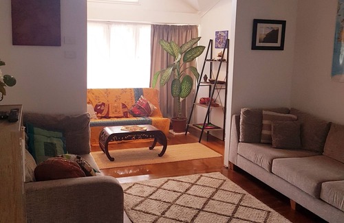 South Carnarvon Casa | Peaceful location close to the Ocean. Short walk to restaurants, shops, bars