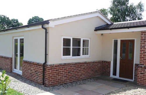 Foxhall Casa | Ubicación tranquila. Estacionamiento privado. Central a Ipswich, Woodbridge y Felixstowe