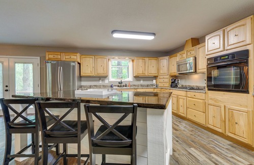Lucedale Casa | Peaceful Lucedale Hideaway on Private Acerage!