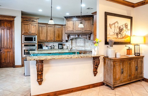 Pottawatomie County Casa | Peaceful Luxurious Ranch Family Reunion
