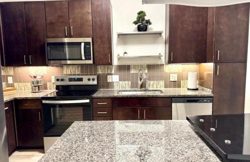 Addison Apartamento | Peaceful Luxury Getaway in Dallas TX