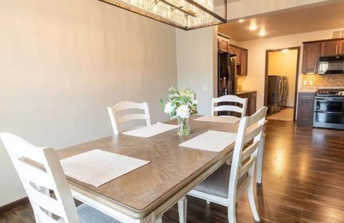 Sioux Falls Condominio | Peaceful Luxury in a 3 bedroom, 2.5 bath home. Feels like home!