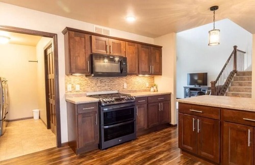 Sioux Falls Condominio | Peaceful Luxury in a 3 bedroom, 2.5 bath home. Feels like home!