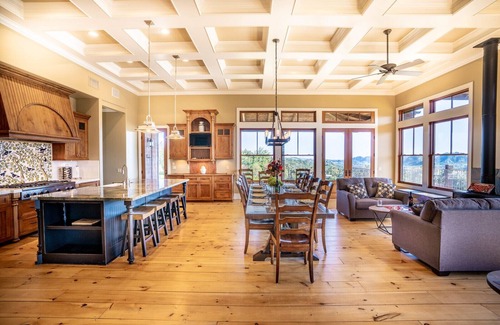 Temecula Otro | Peaceful Luxury Ranch Retreat
